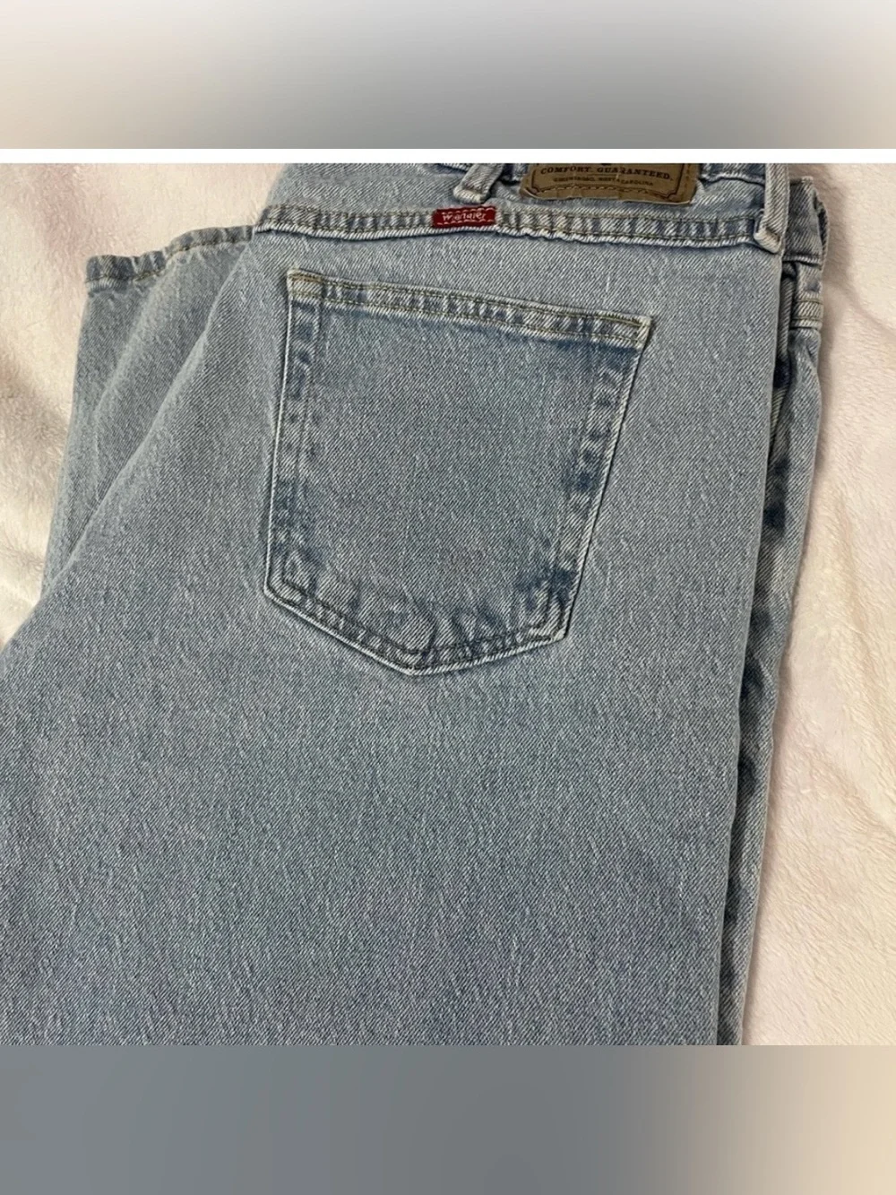 Wrangler Men’s Jeans 40x30 Light Wash Straight Leg Classic Denim